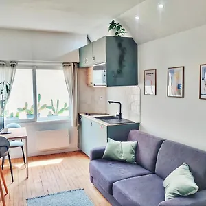 A La Grande De Apartment